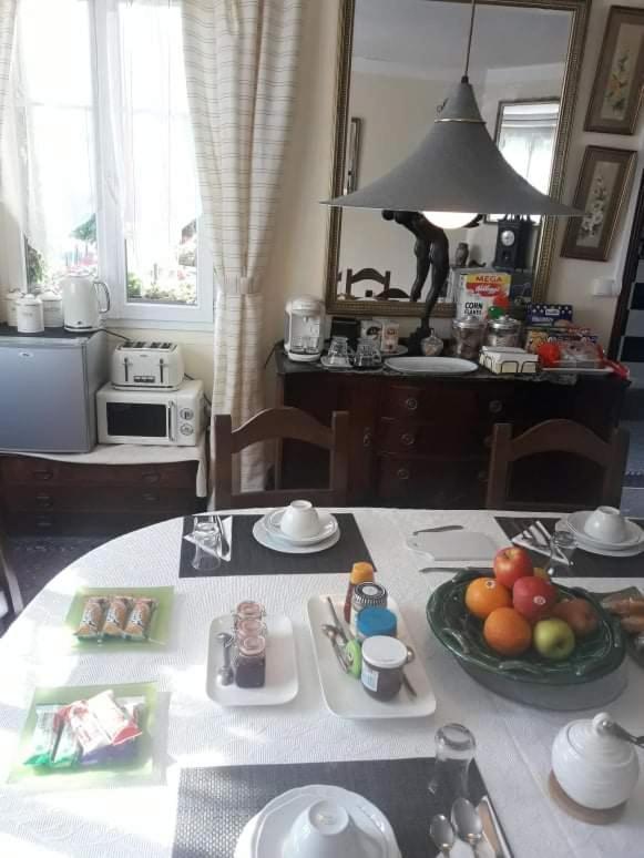 Sunset House Chambres De Hotes Magnac-Laval エクステリア 写真
