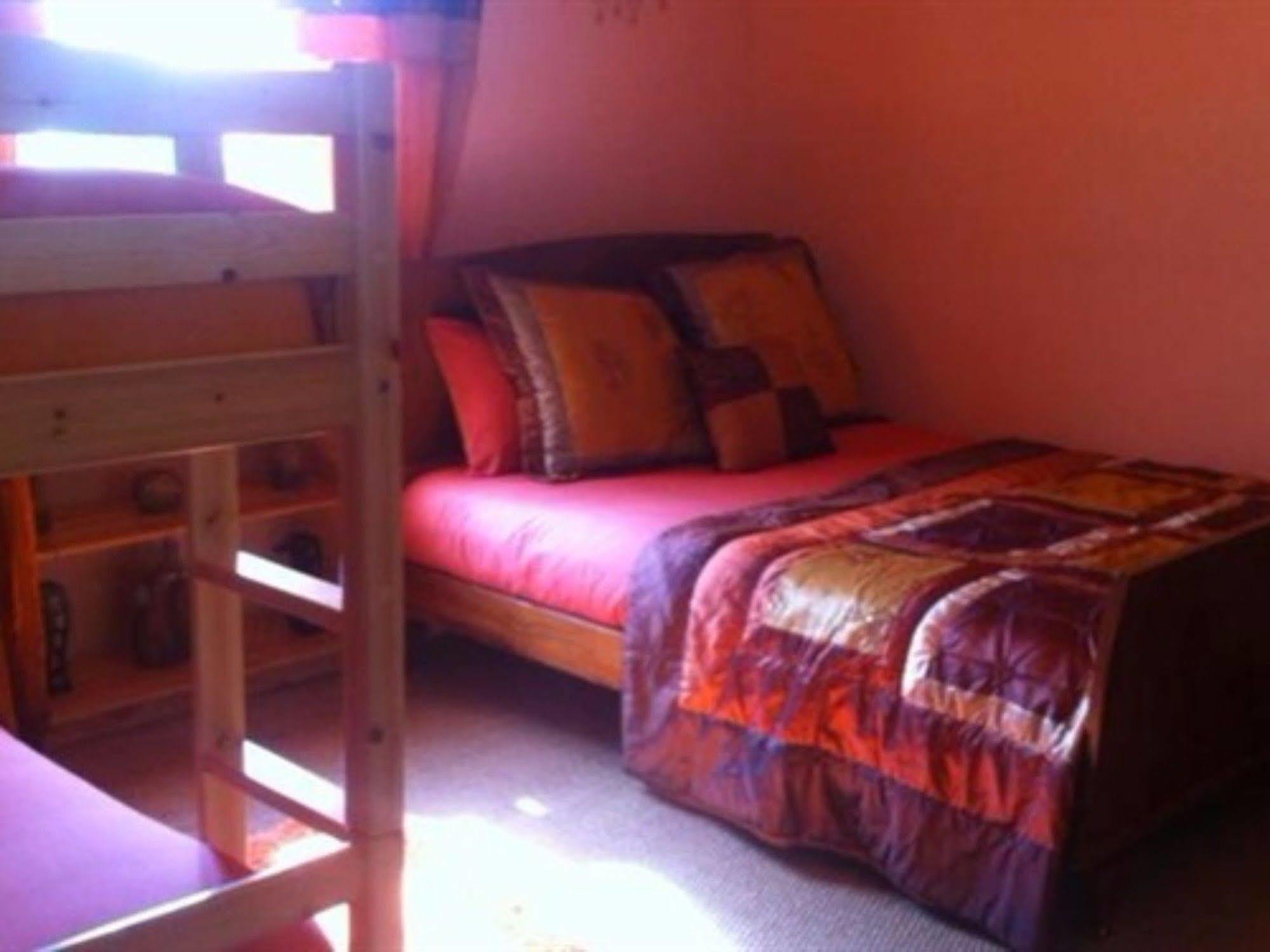 Sunset House Chambres De Hotes Magnac-Laval エクステリア 写真